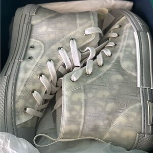 Dior Box with Navy Textured Exterior and White Label